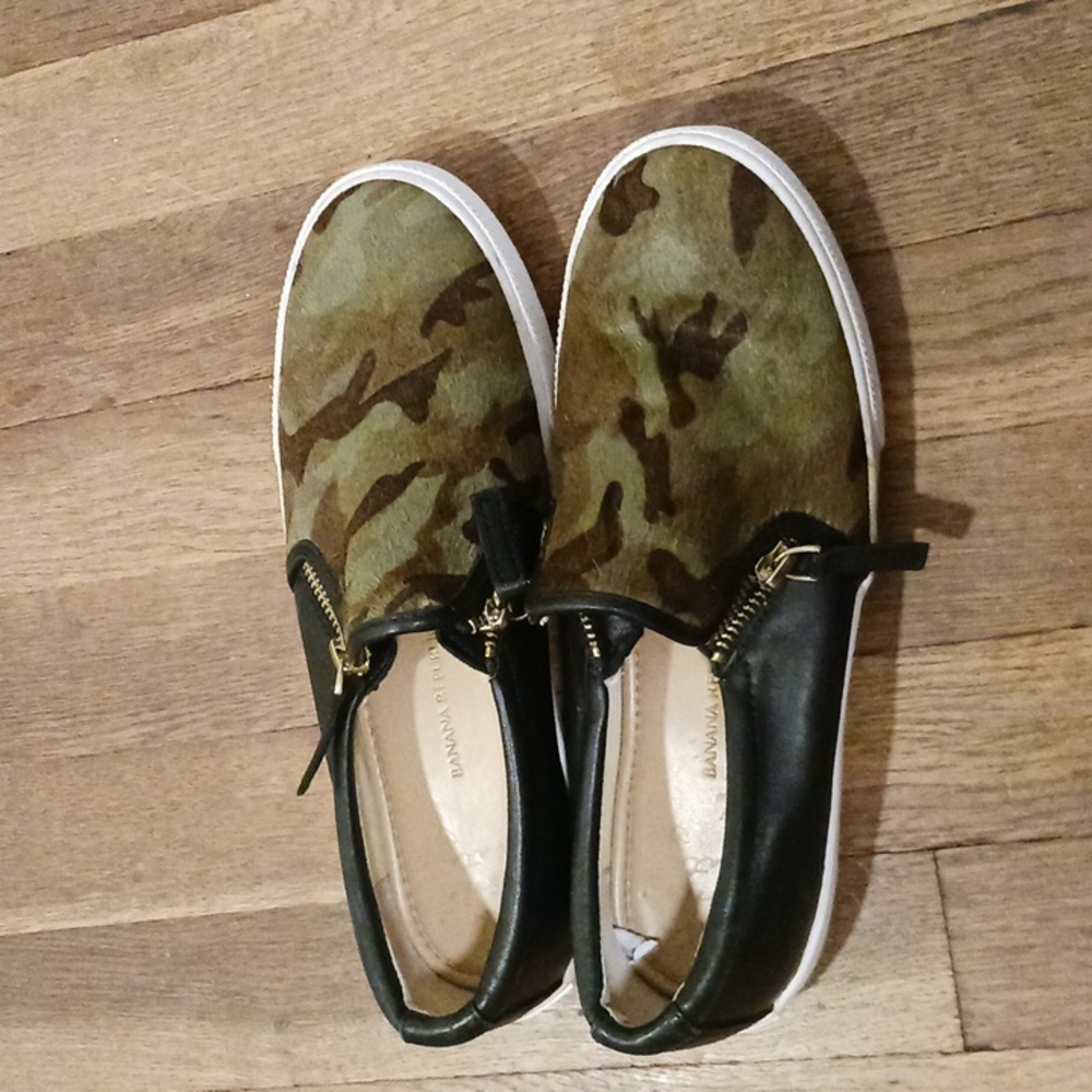 Banana Republic slip on shoes 6.5M